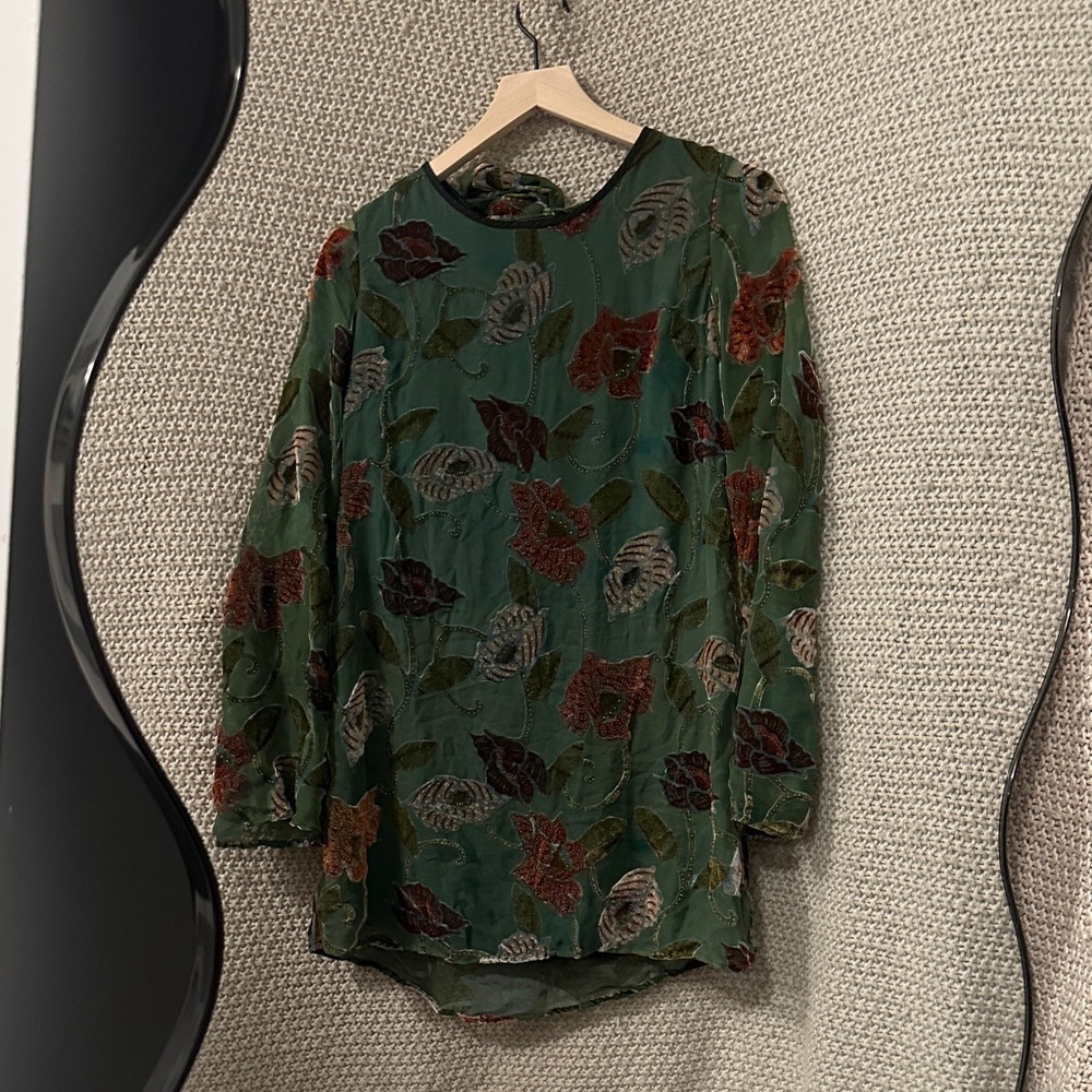Band of Gypsies Green Floral dress with bell sleeves
